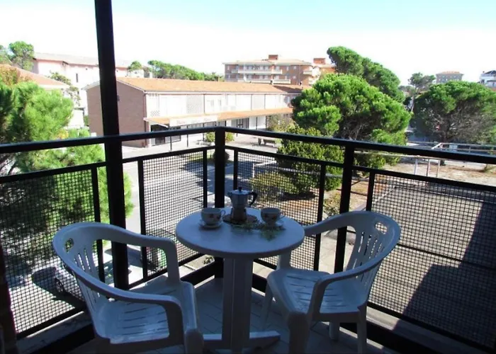 Cozy With Terrace شقة *